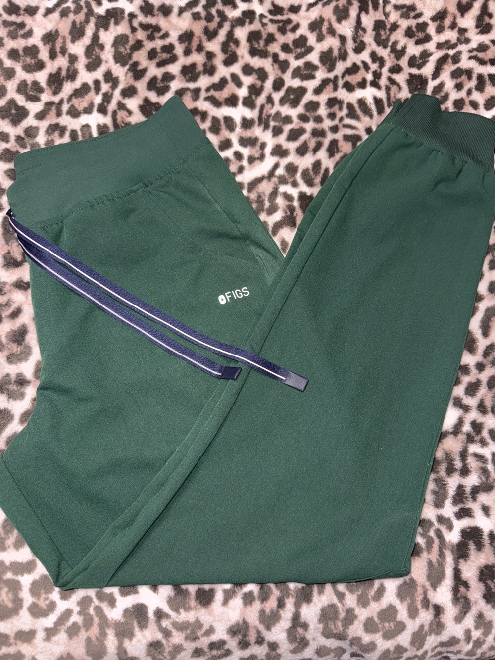 Forest Green Drawstring Joggers Scrubs - Picture 2 of 4